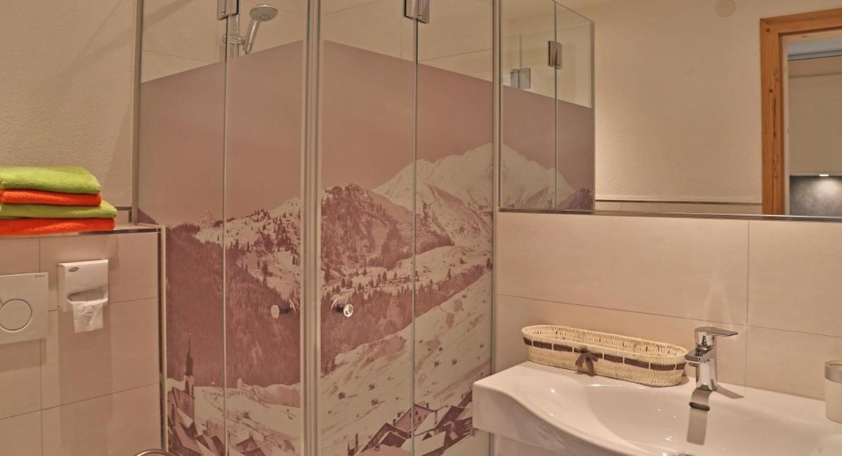 Haus Gerda Hotel Фис Екстериор снимка