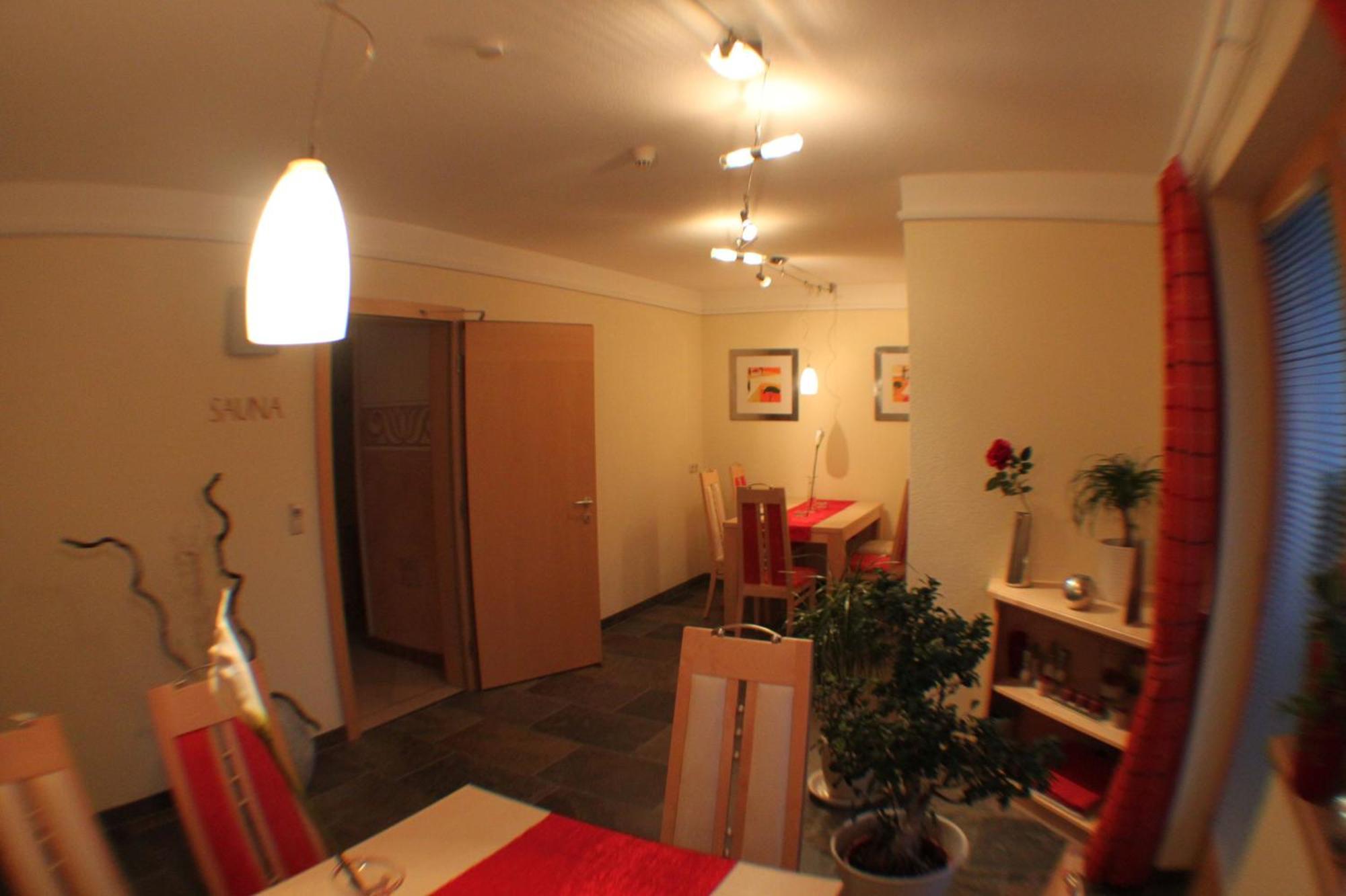 Haus Gerda Hotel Фис Екстериор снимка